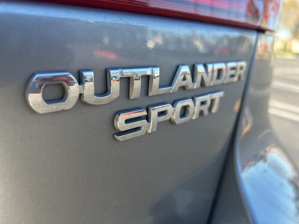 2018 Mitsubishi Outlander Sport 2.0 ES 14