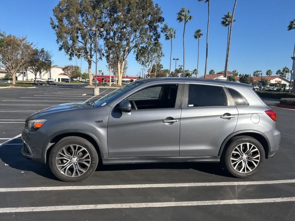 2018 Mitsubishi Outlander Sport 2.0 ES 2