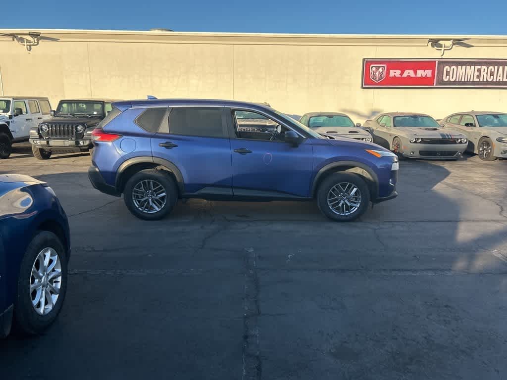 2021 Nissan Rogue S 6