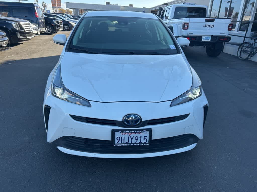 2021 Toyota Prius L Eco 7