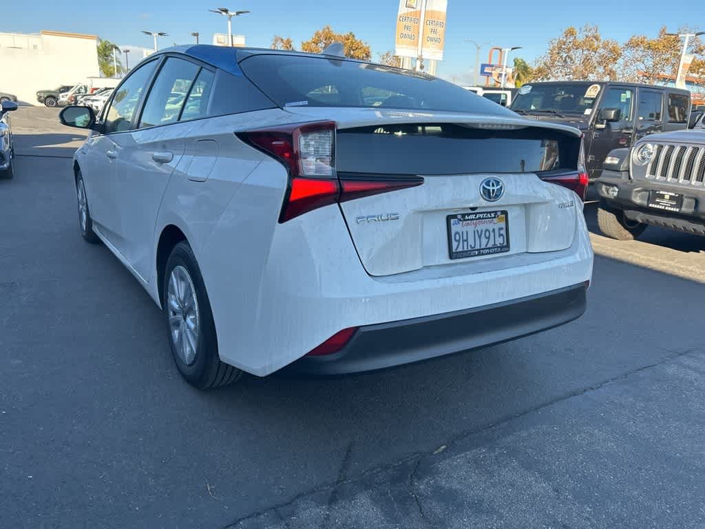 2021 Toyota Prius L Eco 3