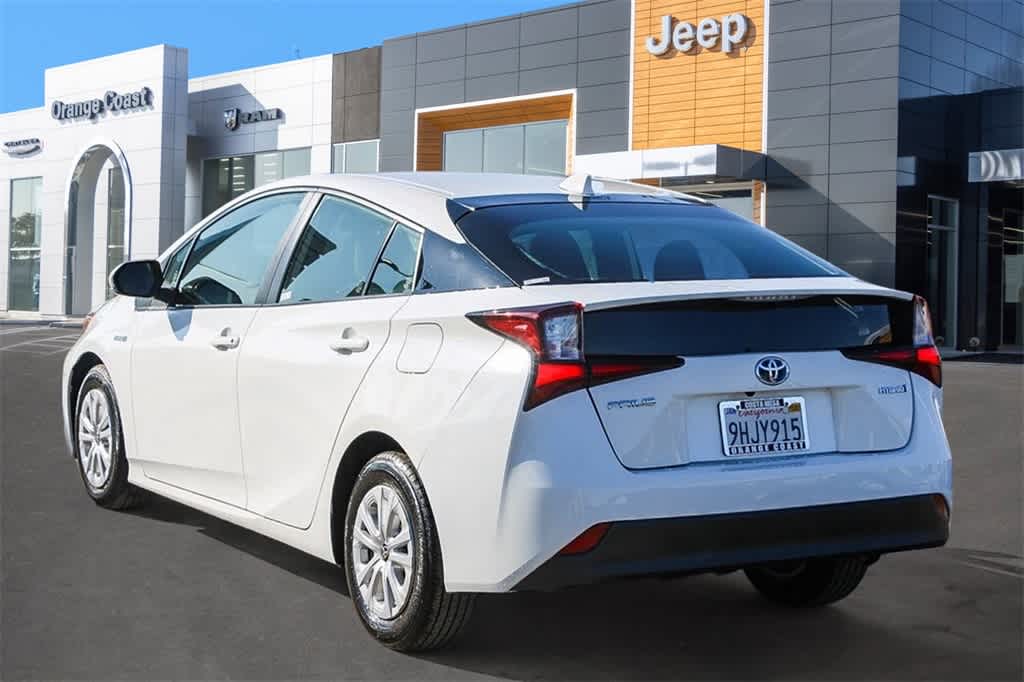 2021 Toyota Prius L Eco 2