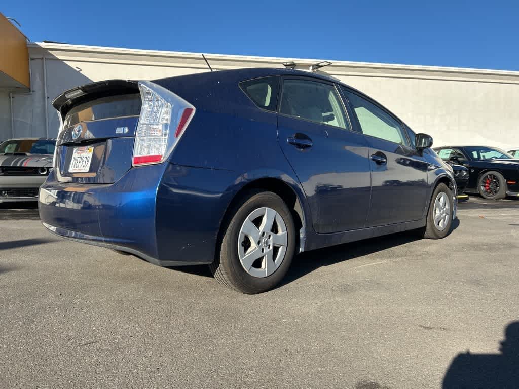 2011 Toyota Prius III 5