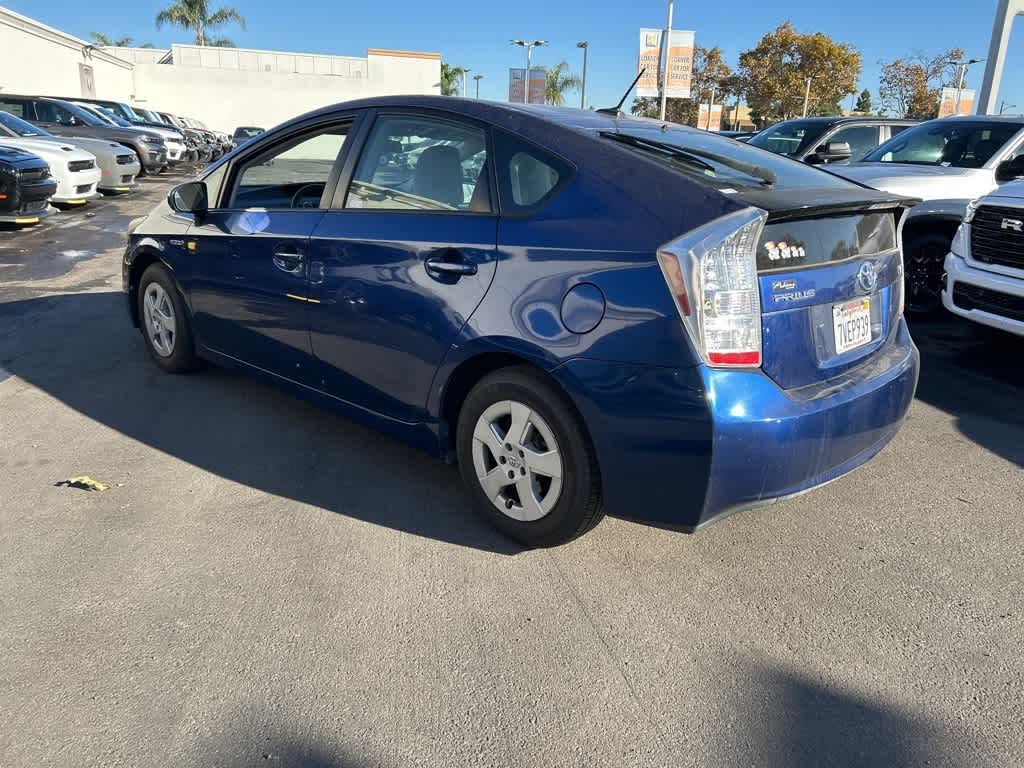 2011 Toyota Prius III 3