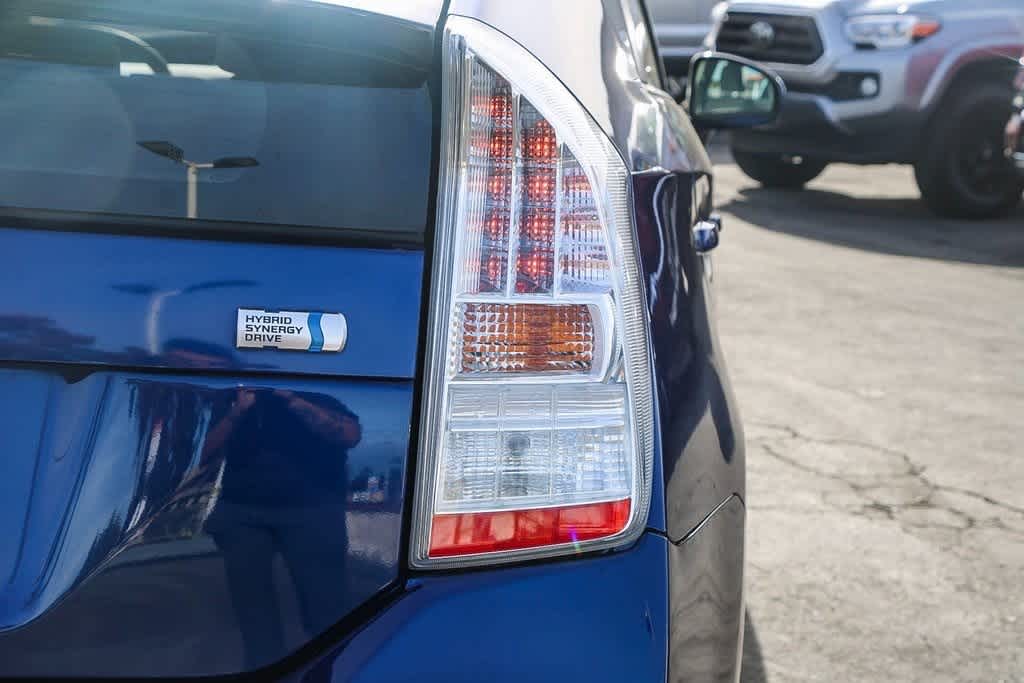 2011 Toyota Prius III 10