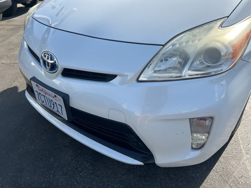 2013 Toyota Prius Four 9