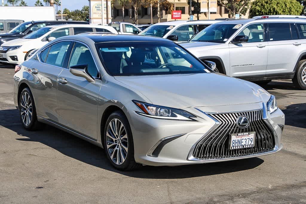 2019 Lexus ES  5