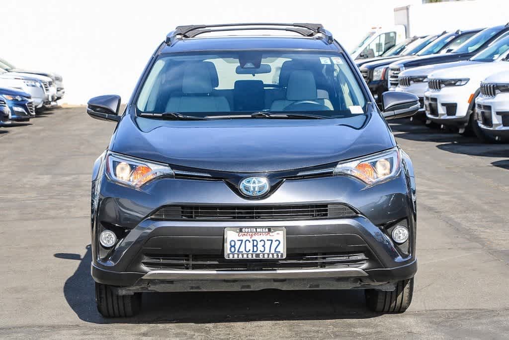 2018 Toyota RAV4 Hybrid XLE 6