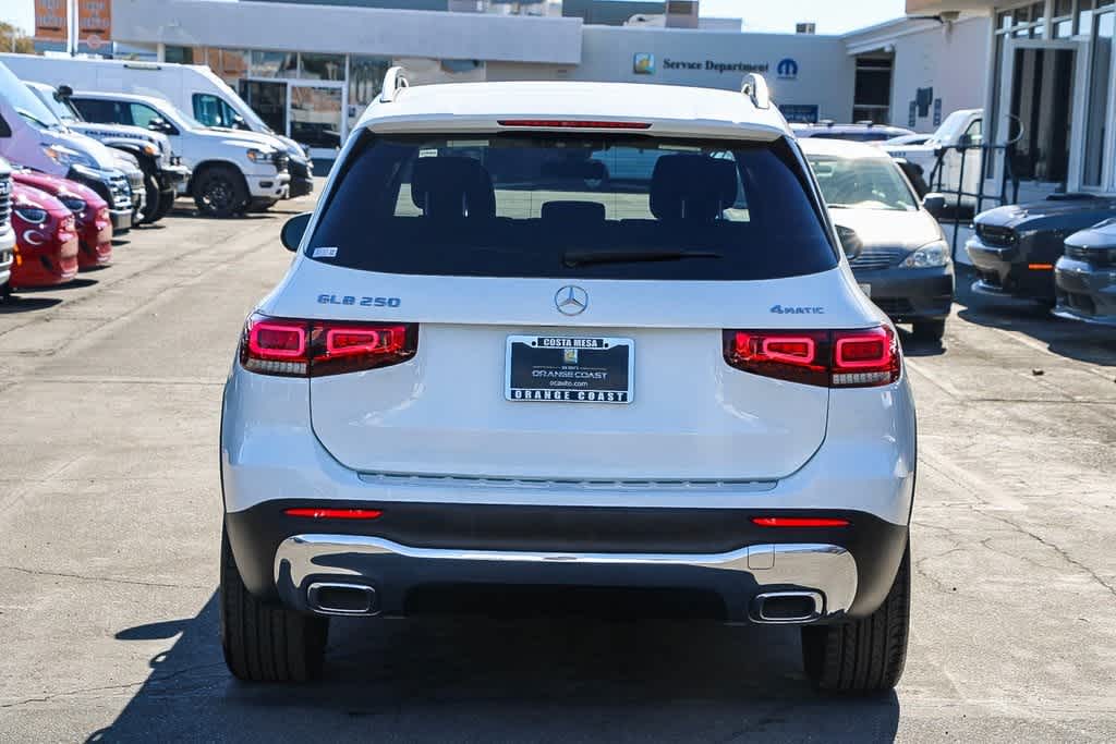 2022 Mercedes-Benz GLB GLB 250 3