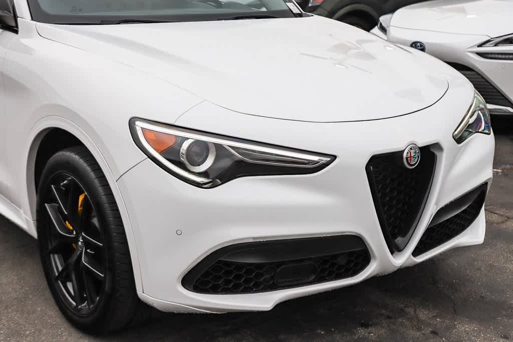 2021 Alfa Romeo Stelvio Ti 5