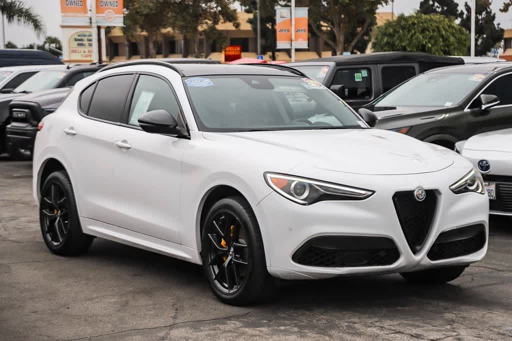 2021 Alfa Romeo Stelvio Ti 3