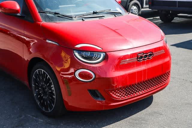 2024 FIAT 500e INSPI(RED) 5