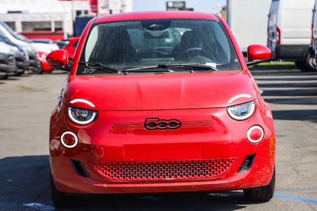 2024 FIAT 500e INSPI(RED) 2