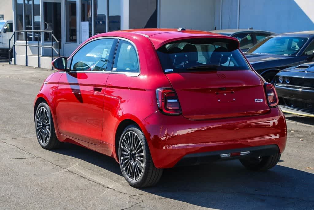 2024 FIAT 500e INSPI(RED) 2