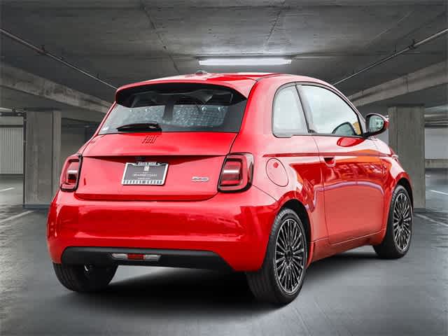 2024 FIAT 500e INSPI(RED) 6