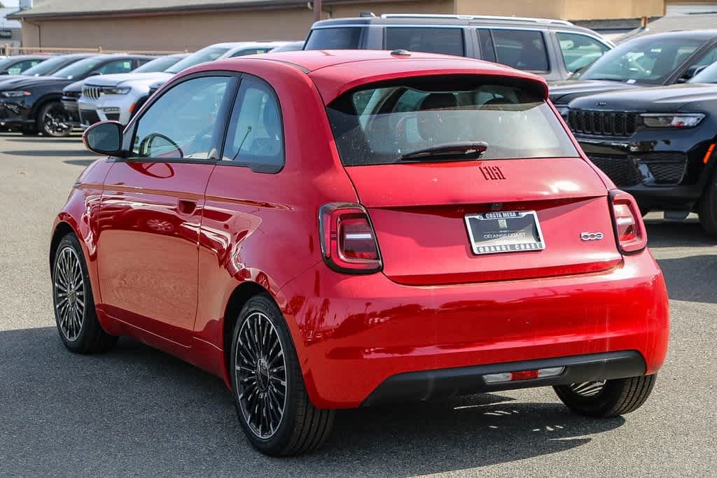 2024 FIAT 500e INSPI(RED) 2