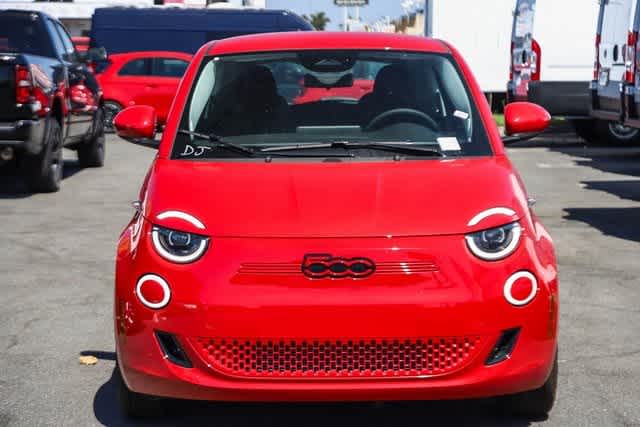 2024 FIAT 500e INSPI(RED) 2