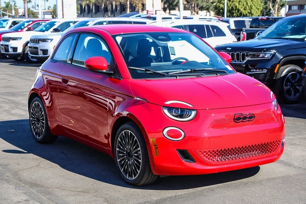 2024 FIAT 500e INSPI(RED) 5