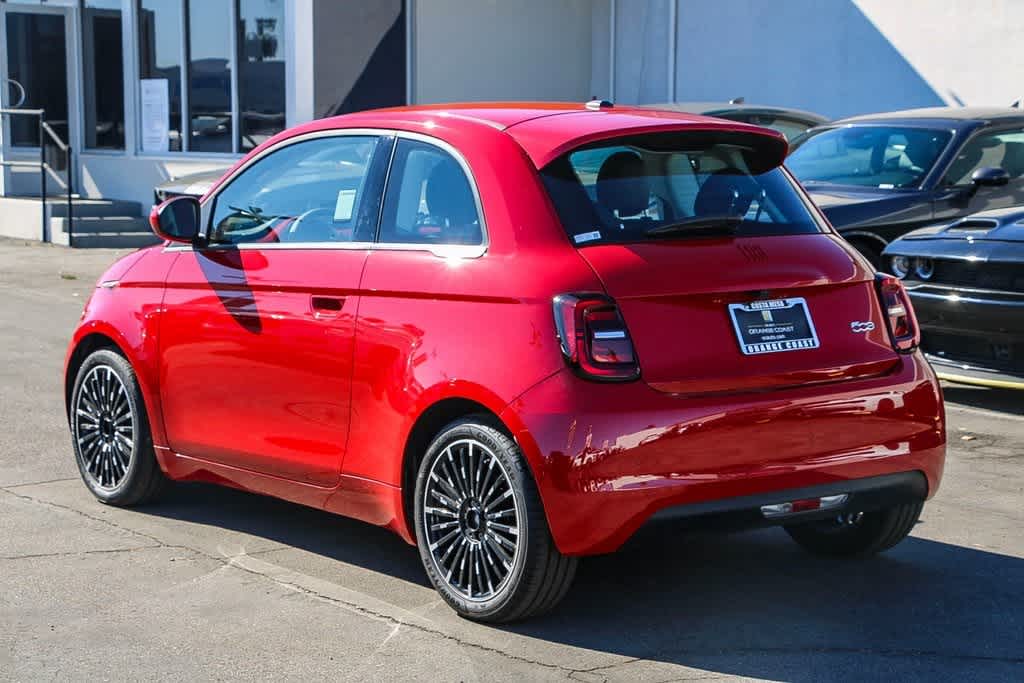 2024 FIAT 500e INSPI(RED) 2