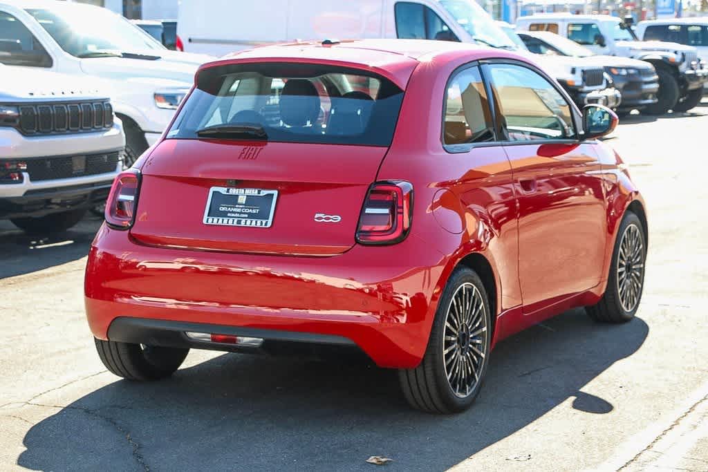 2024 FIAT 500e INSPI(RED) 4