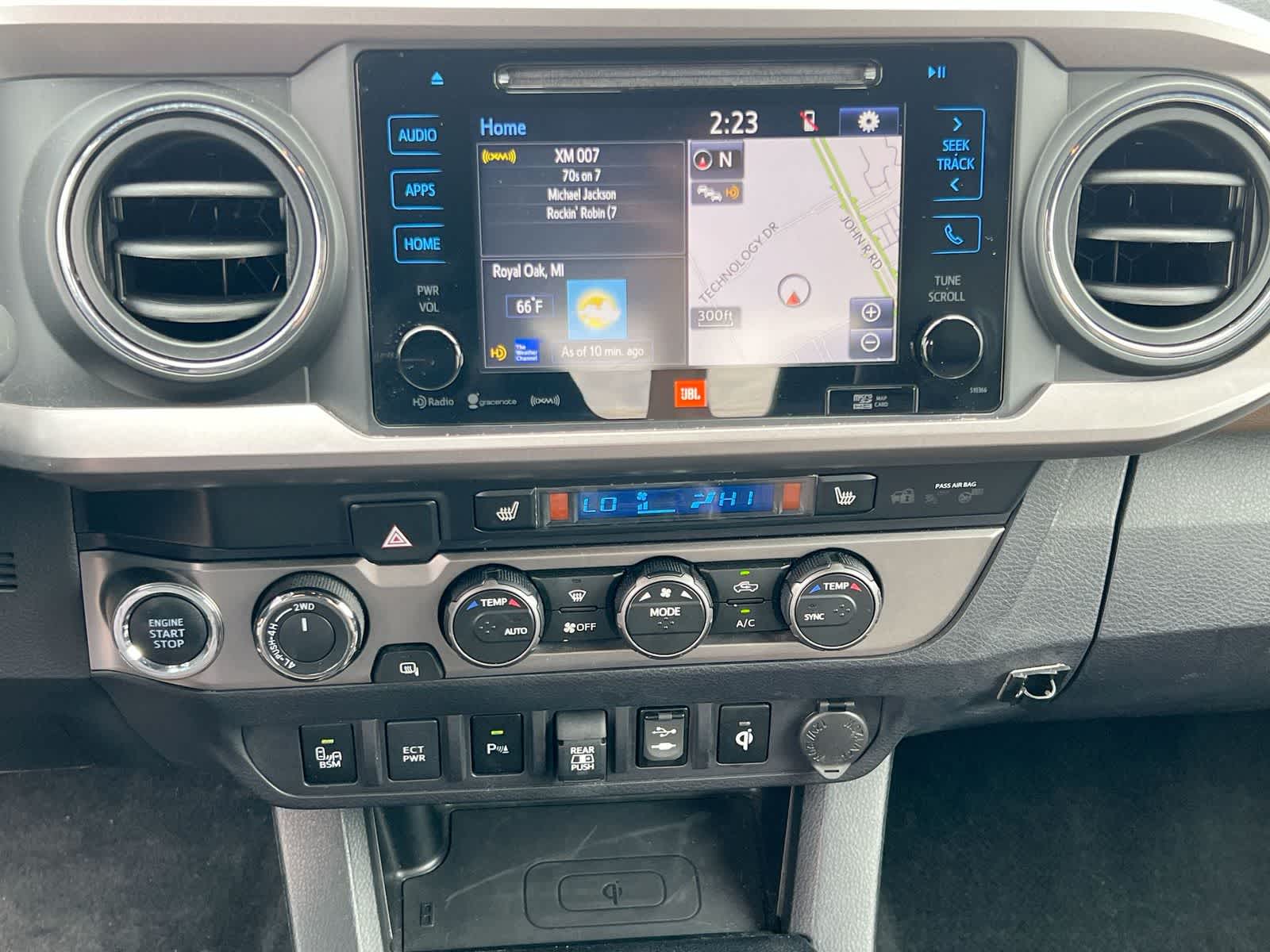 2019 Toyota Tacoma #27