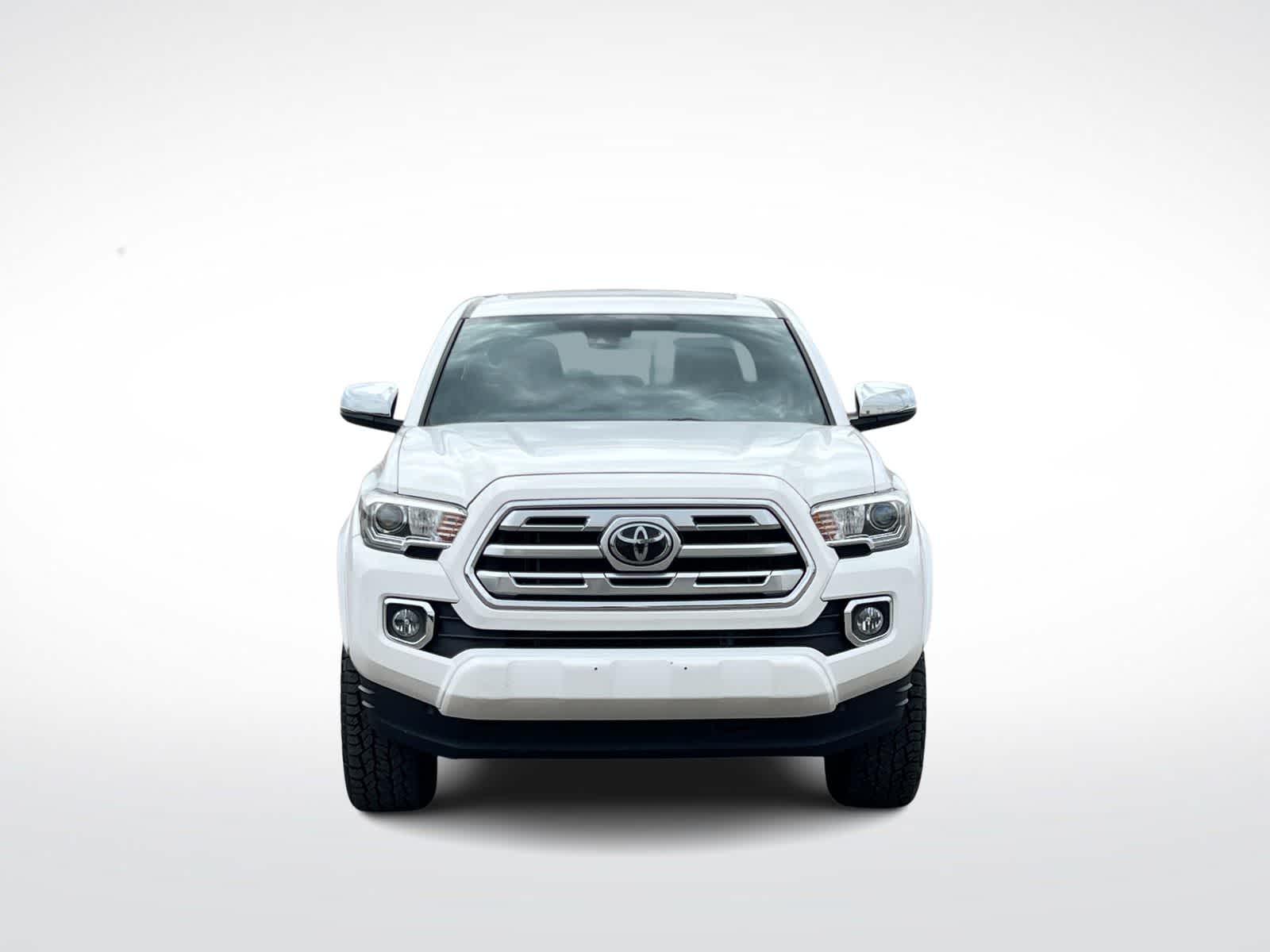 2019 Toyota Tacoma #3