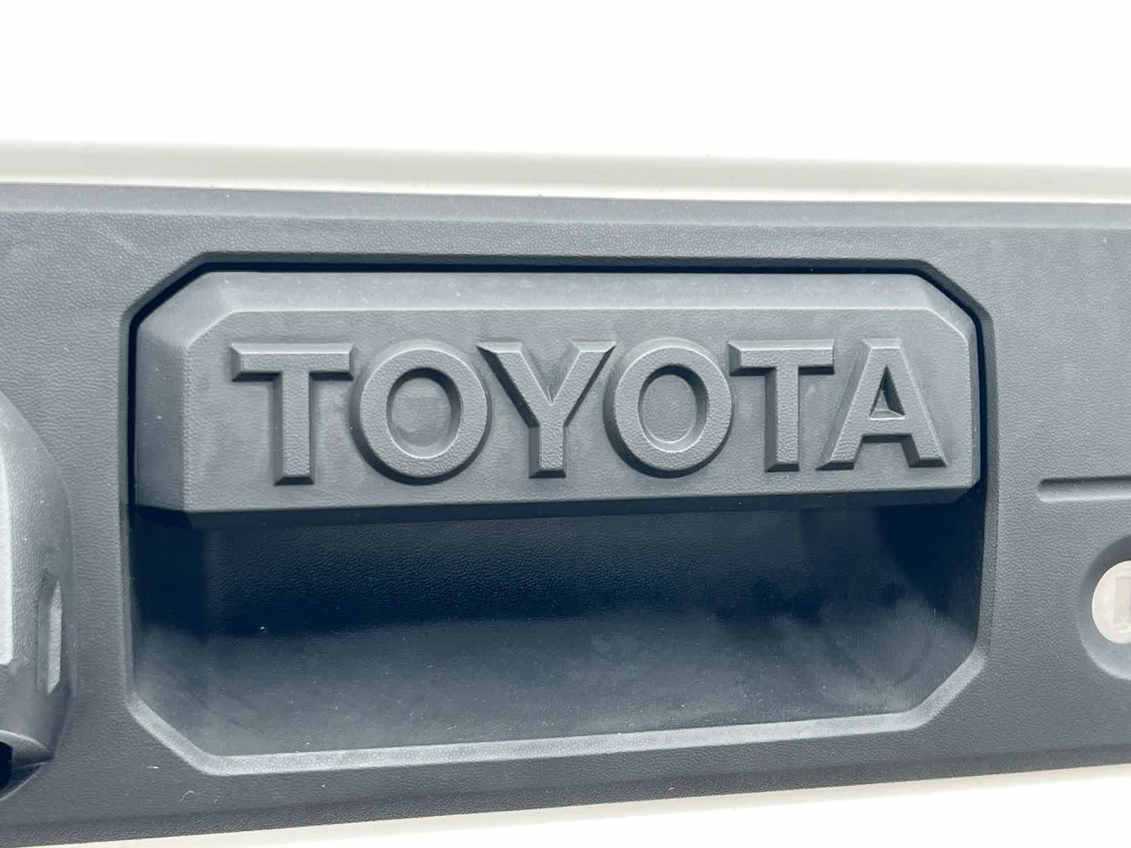 2019 Toyota Tacoma #12