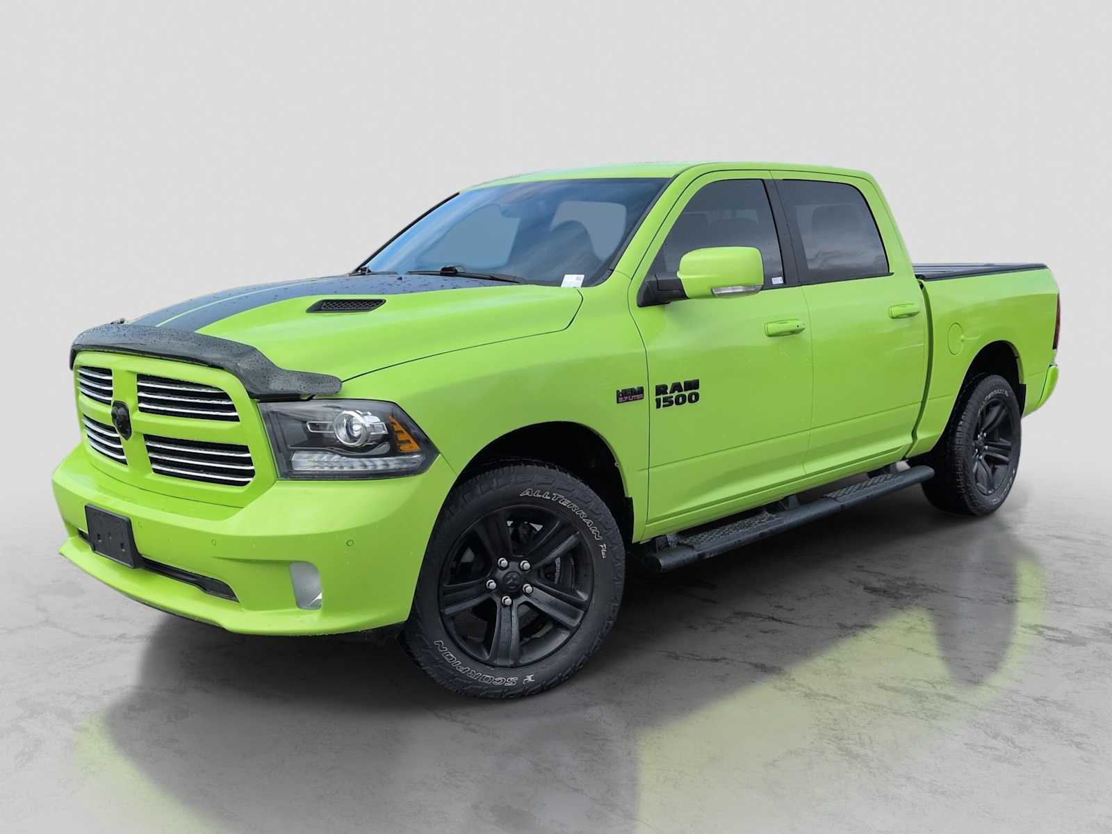 2017 RAM 1500 Sport Crew Cab 4WD