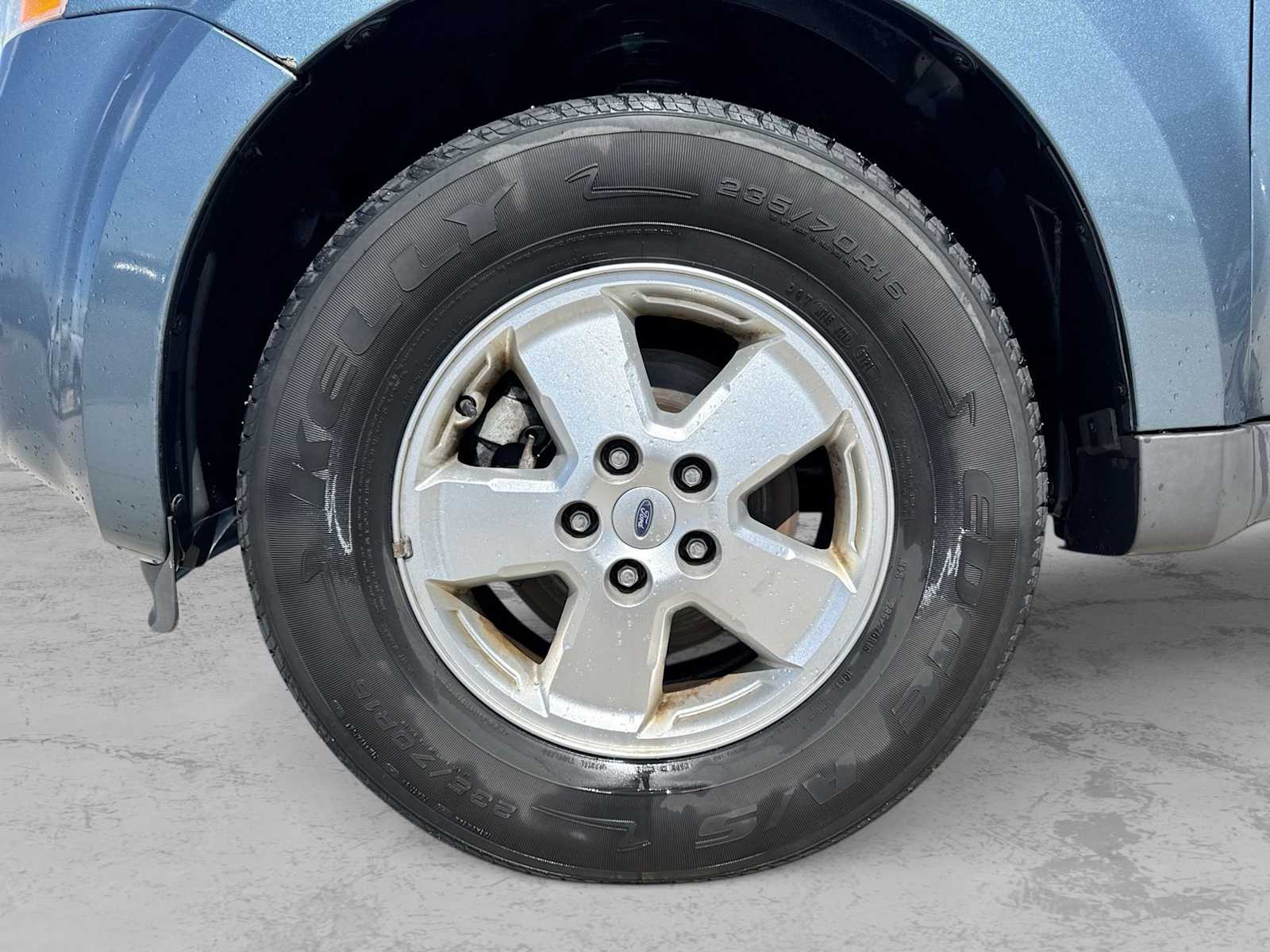 View vehicle photo 7