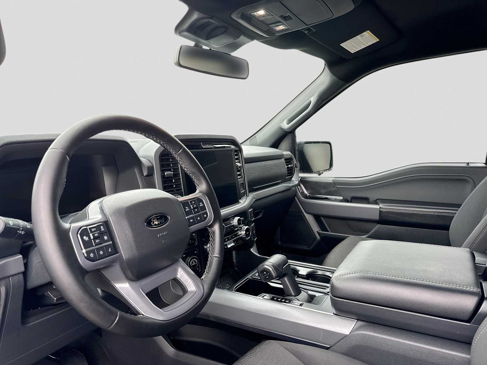 View vehicle photo 2