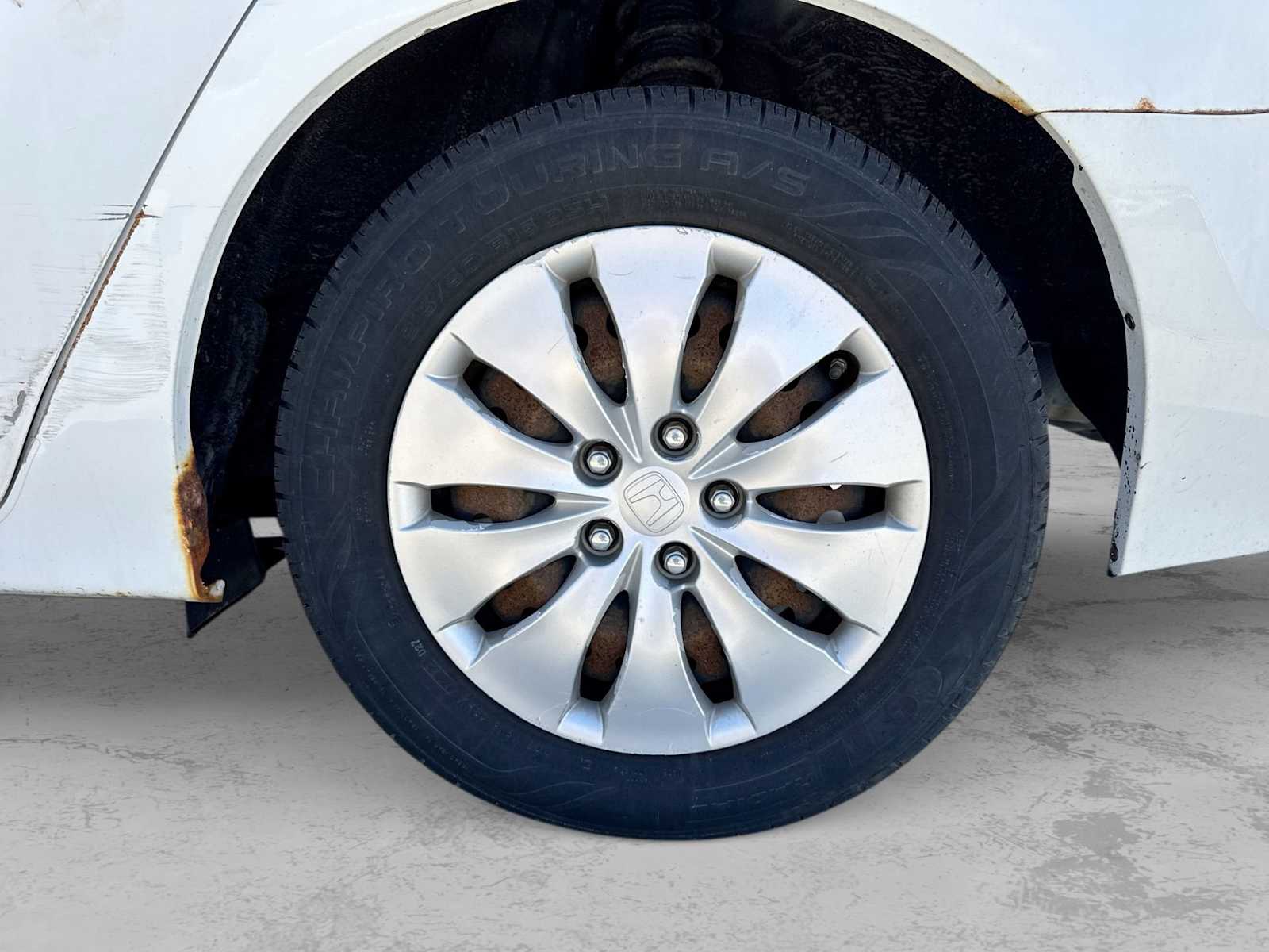 View vehicle photo 7