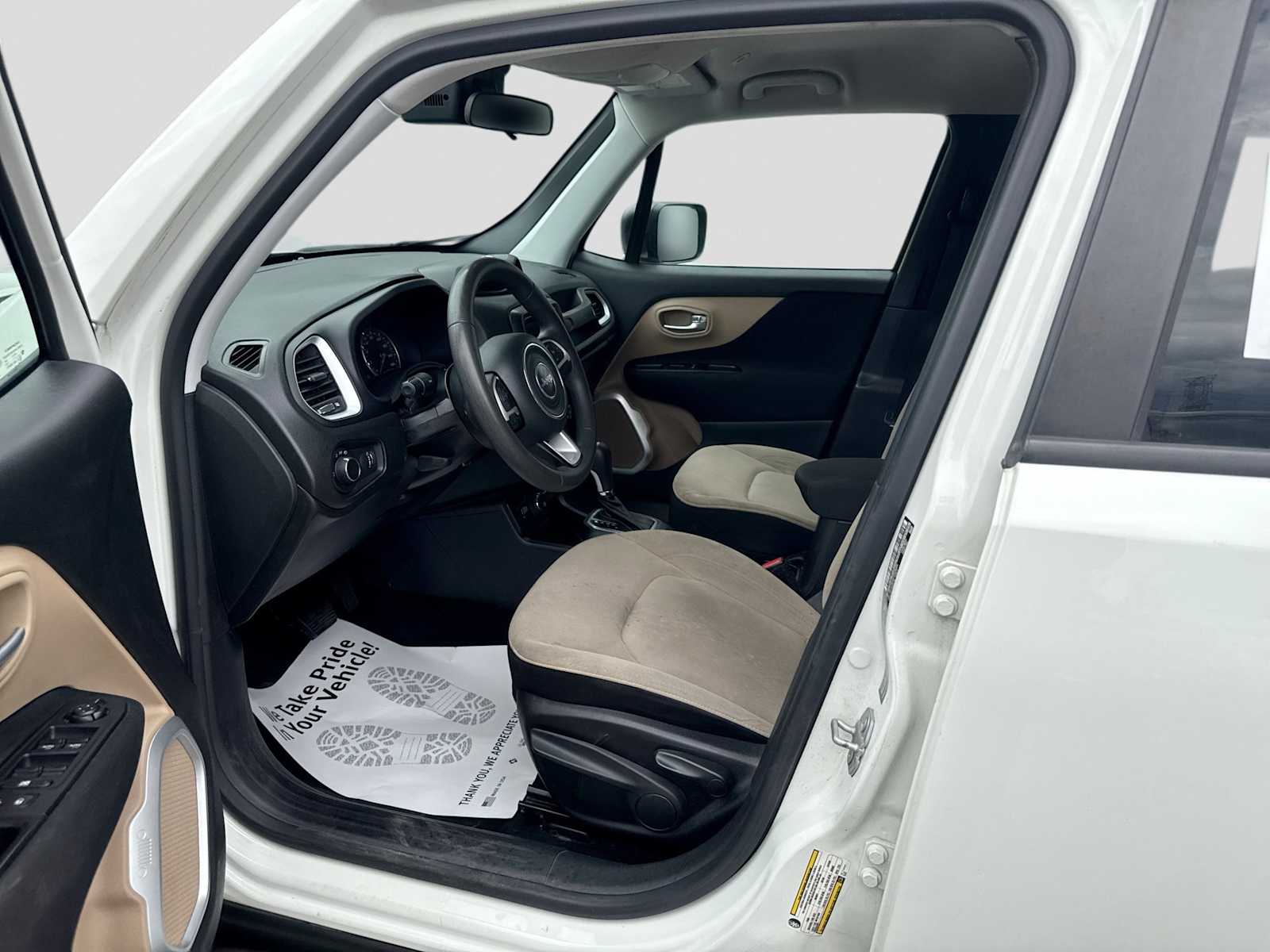 View vehicle photo 2