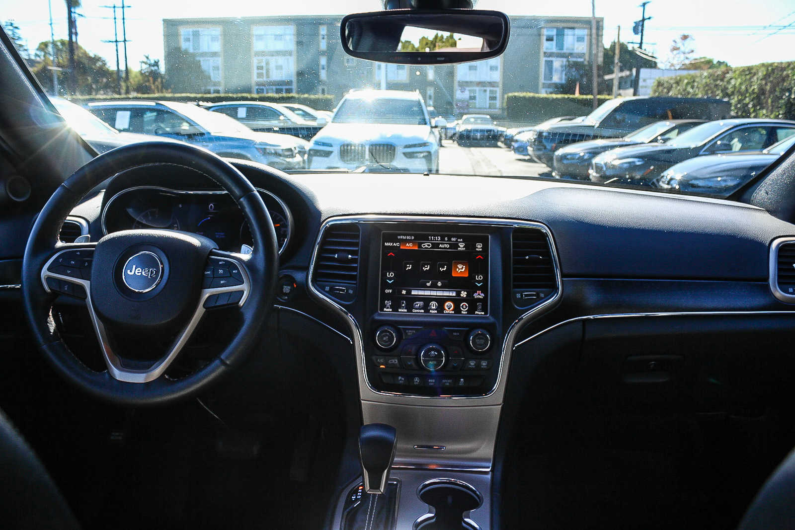 2017 Jeep Grand Cherokee Limited 12