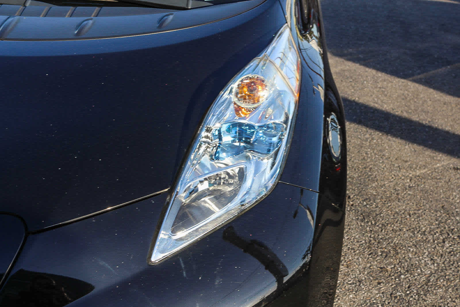 2015 Nissan LEAF SL 10