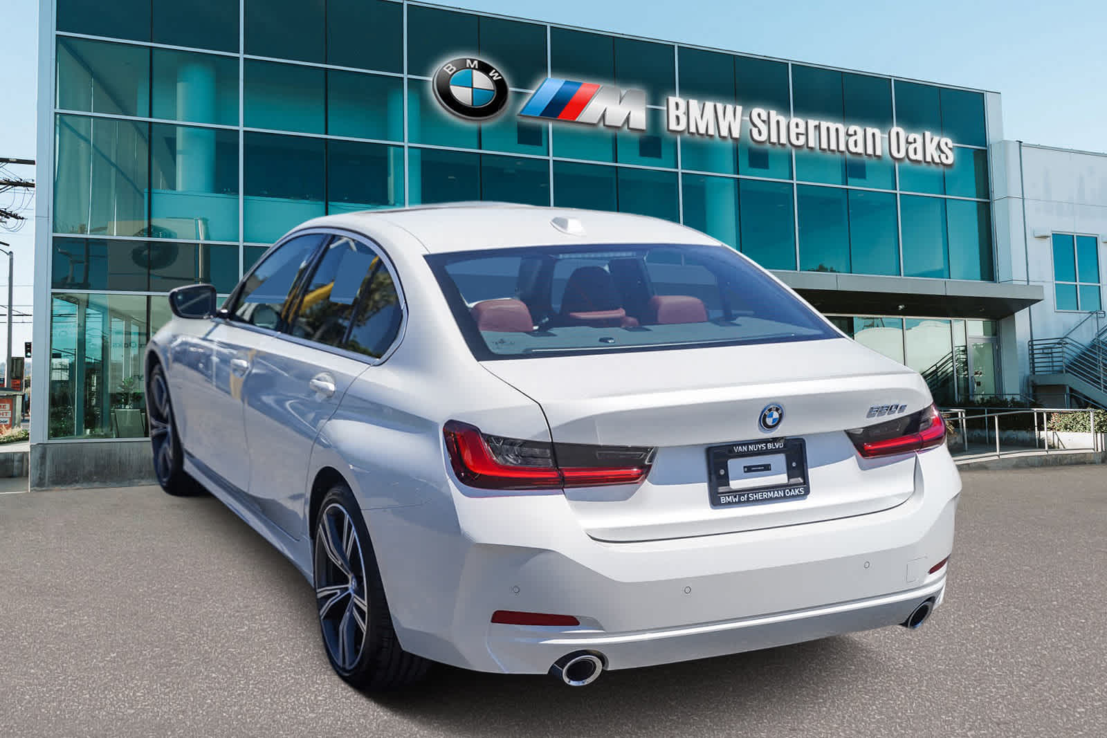 2024 BMW 3 Series 330e 6