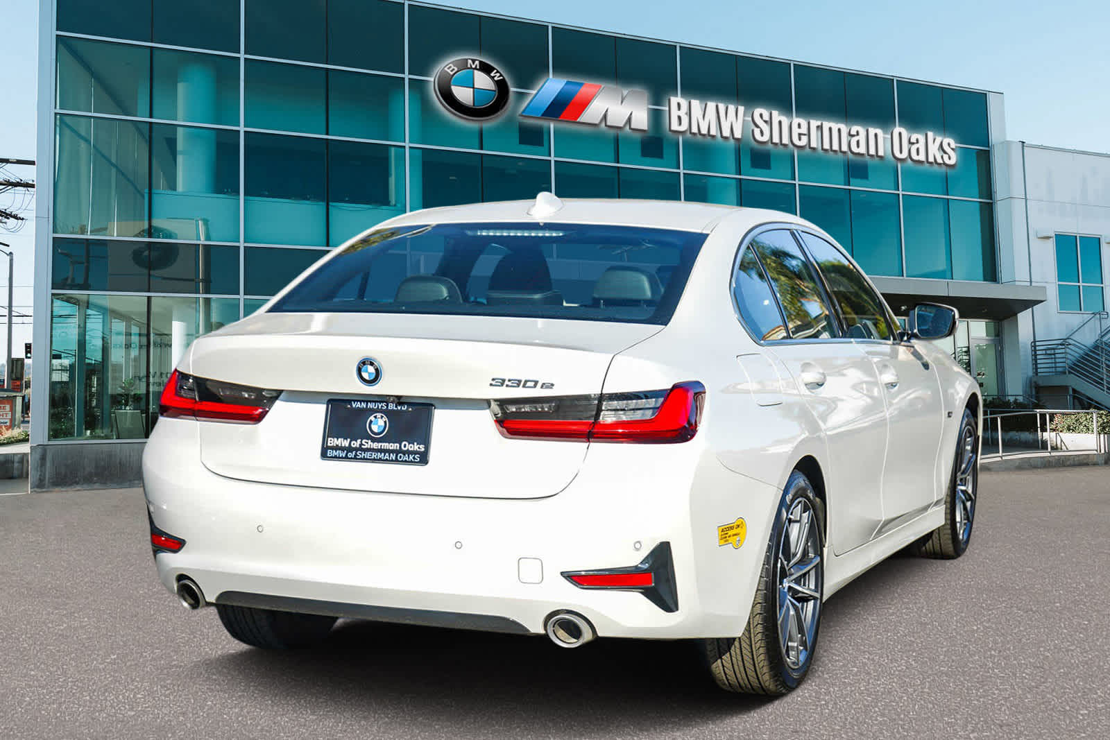 2022 BMW 3 Series 330e 4