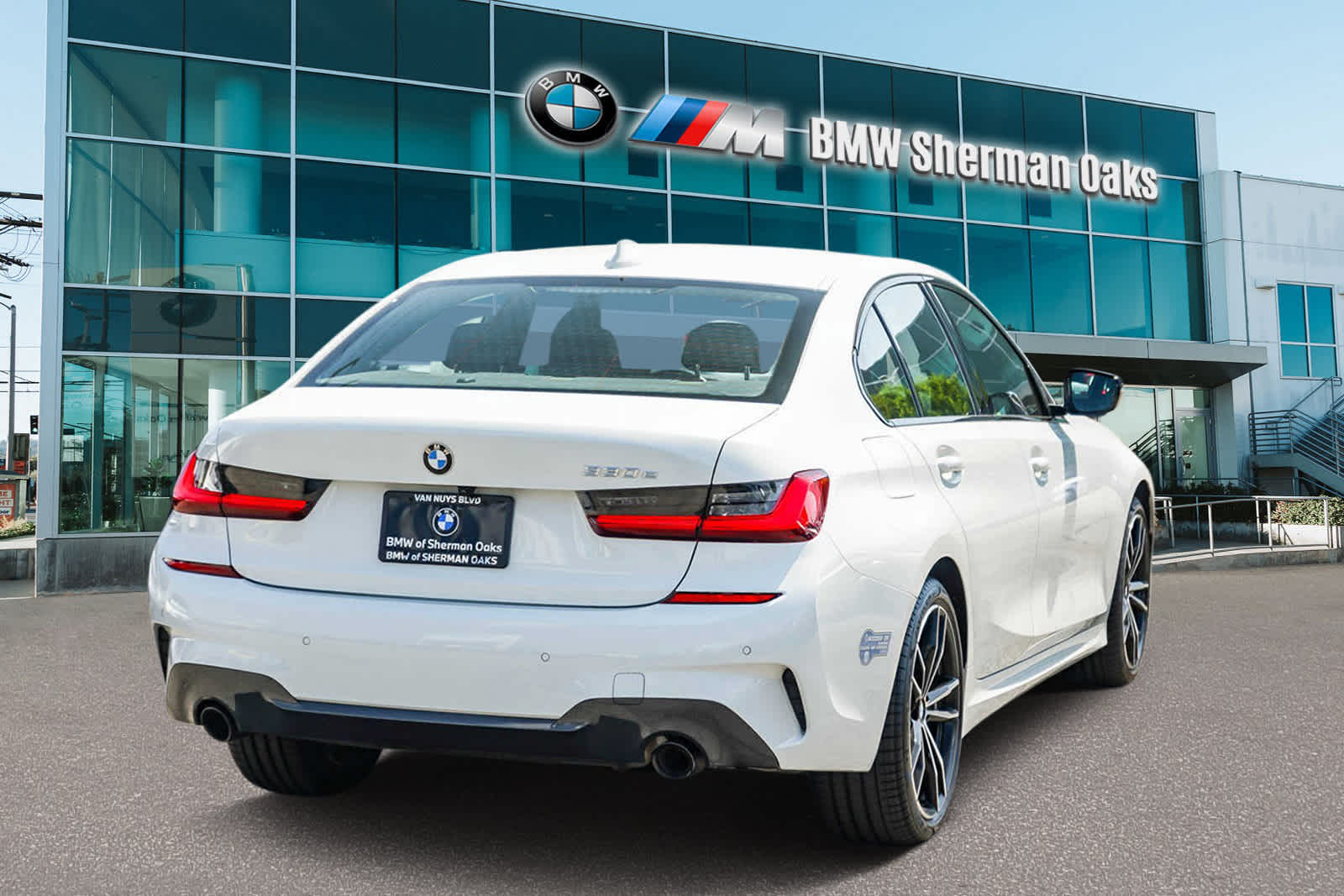 2021 BMW 3 Series 330e 4