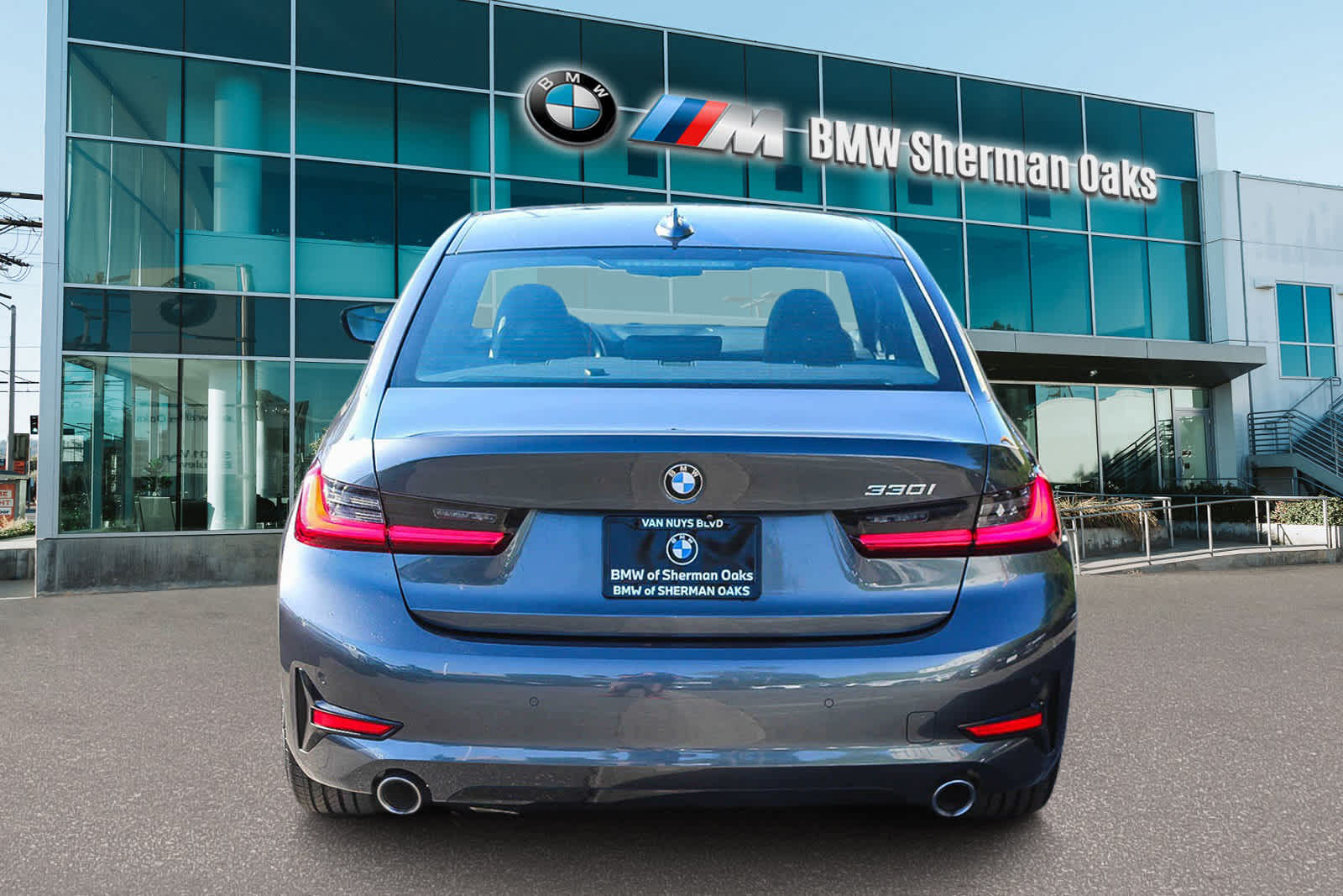 2021 BMW 3 Series 330i 5