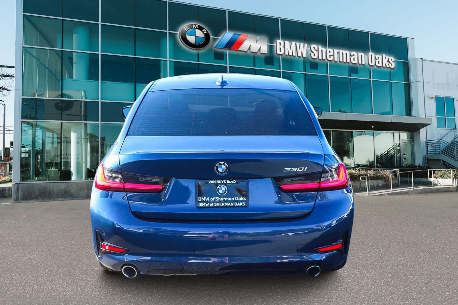 2021 BMW 3 Series 330i 5