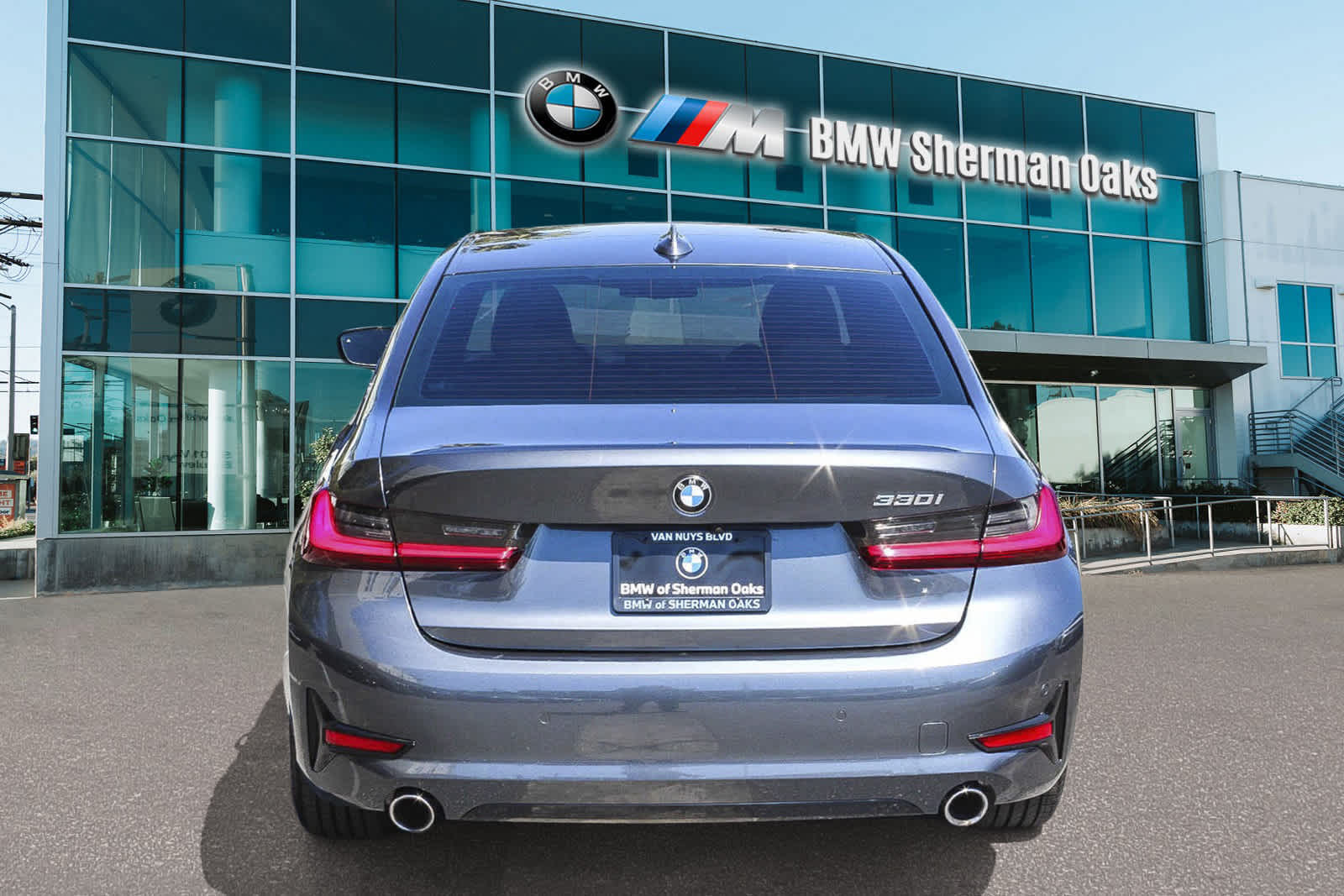 2022 BMW 3 Series 330i 5