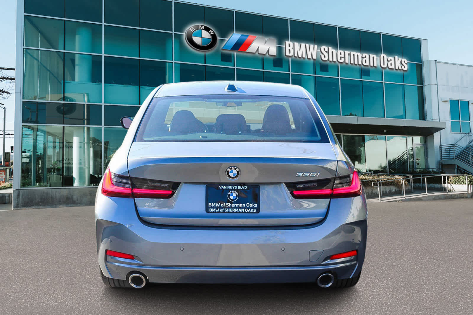 2024 BMW 3 Series 330i 5