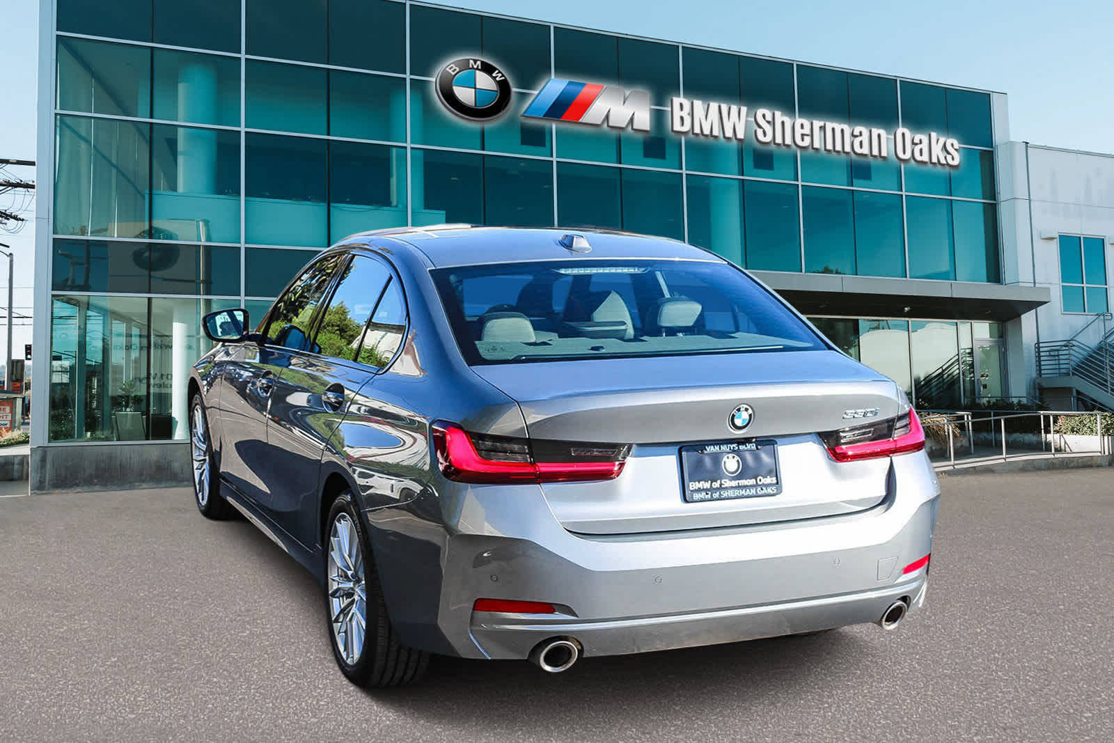 2023 BMW 3 Series 330i 6