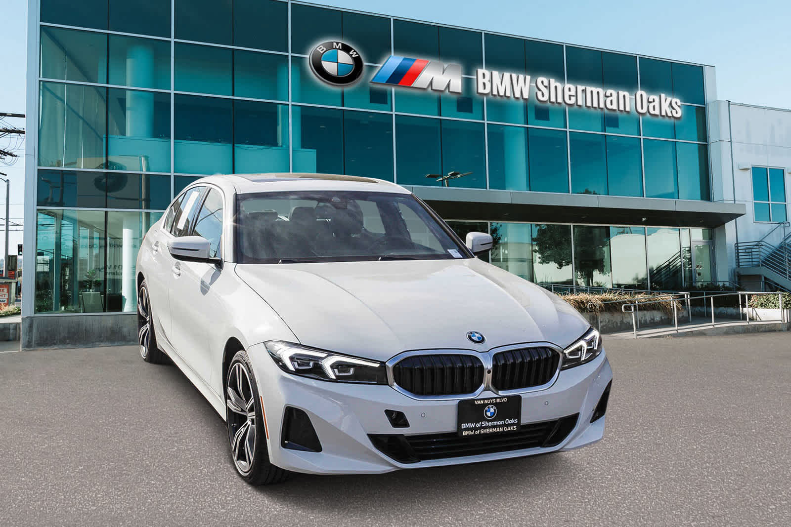 2024 BMW 3 Series 330i 3