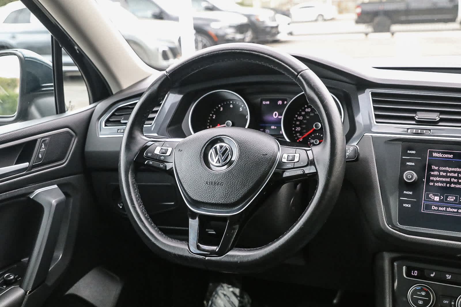 2019 Volkswagen Tiguan SE 16