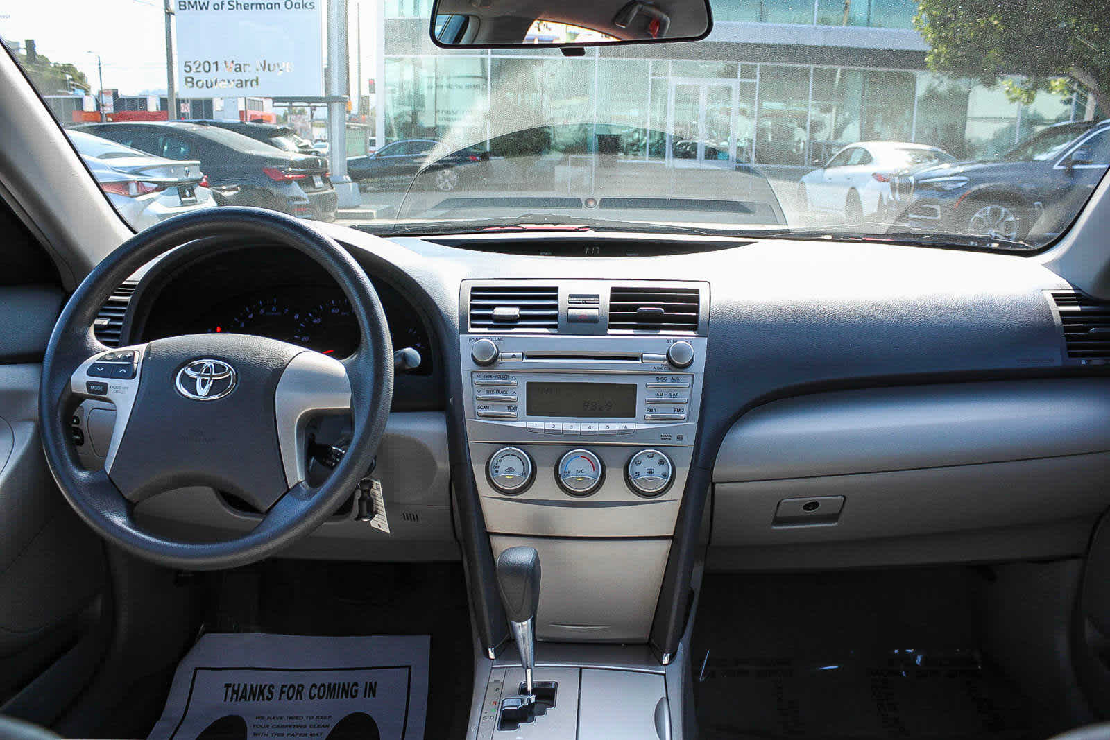 2010 Toyota Camry LE 12