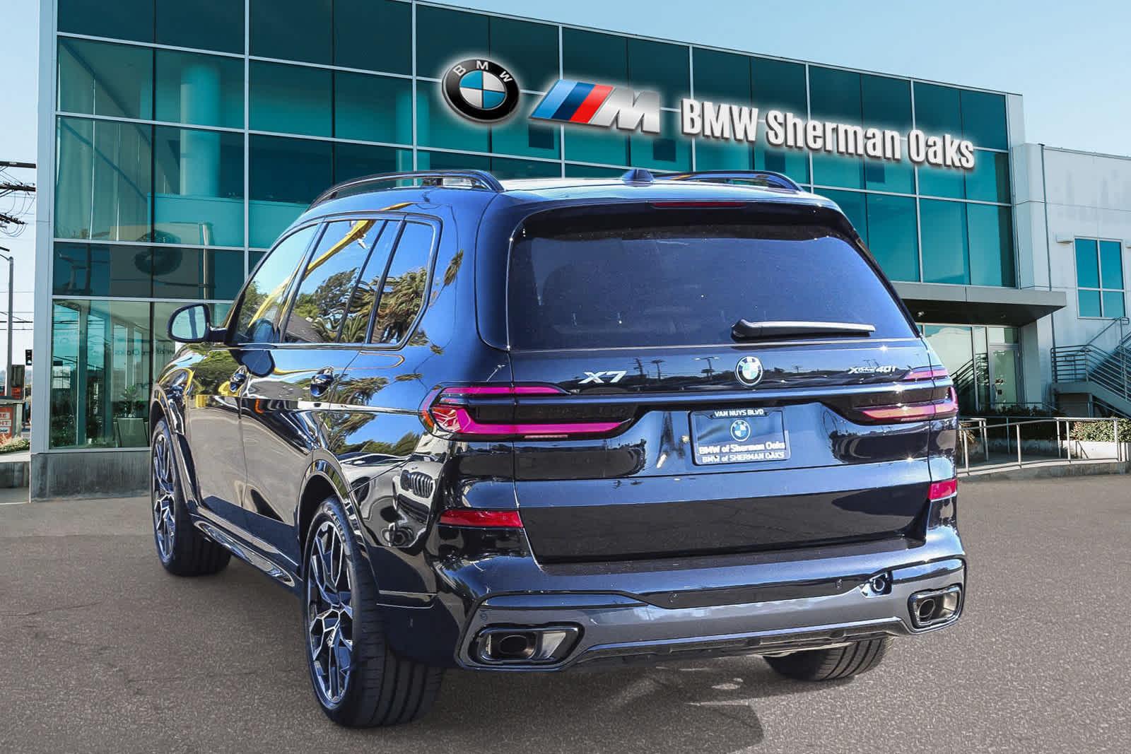 2025 BMW X7 xDrive40i 6