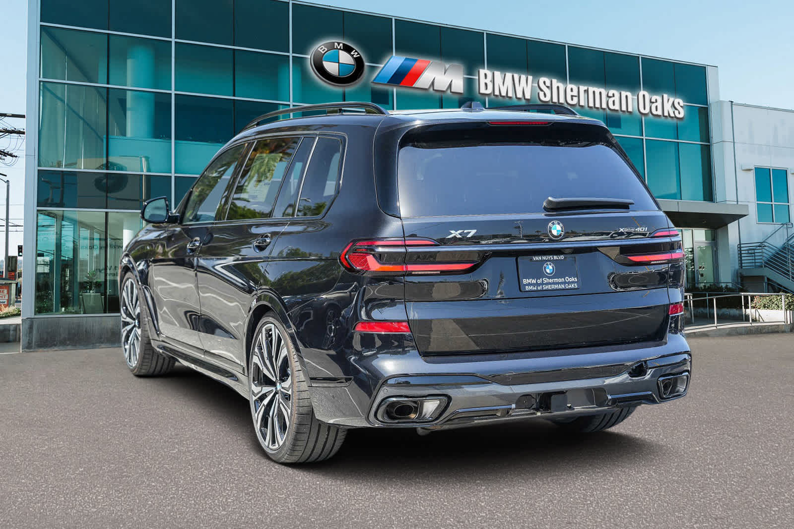 2025 BMW X7 xDrive40i 6