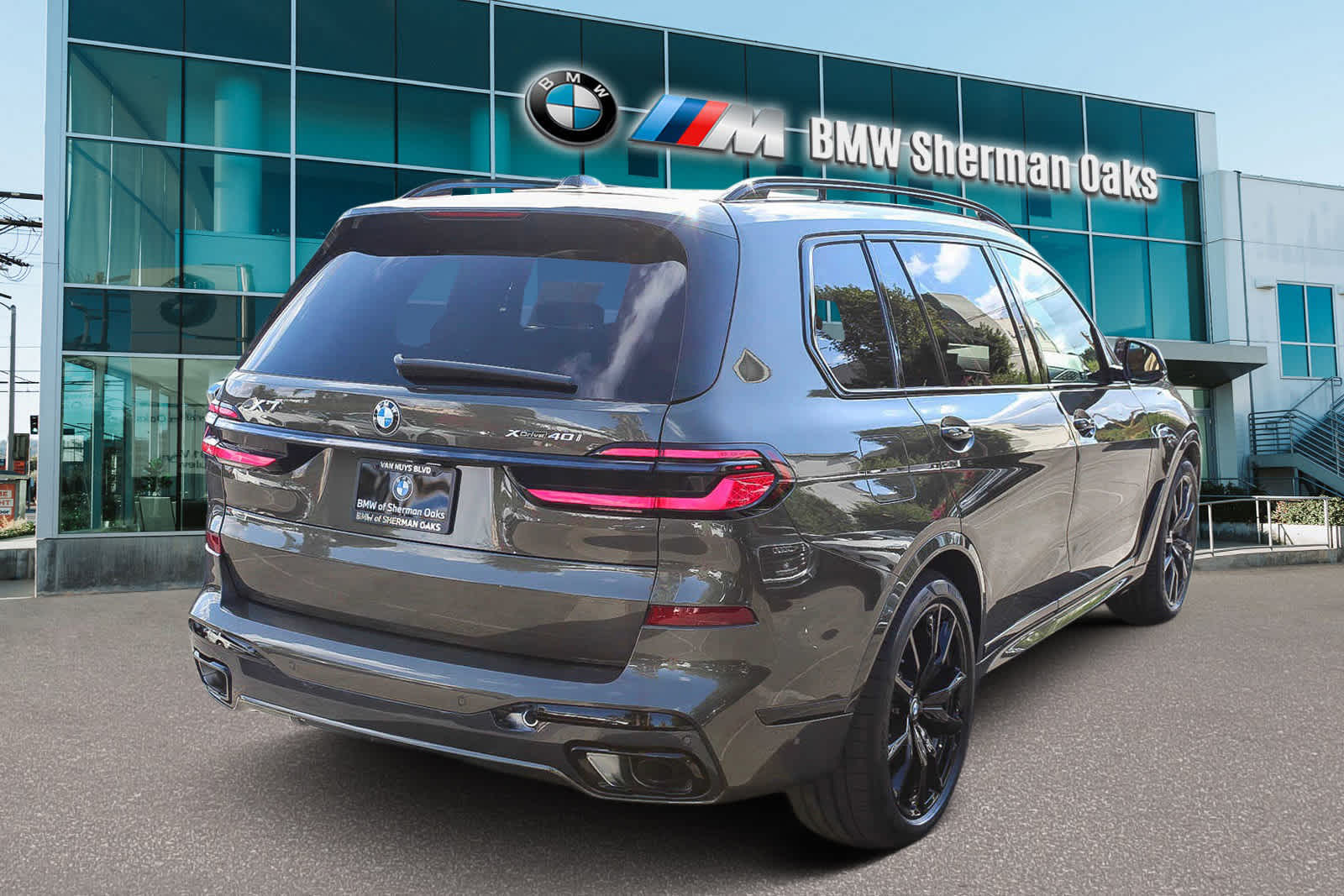 2025 BMW X7 xDrive40i 4