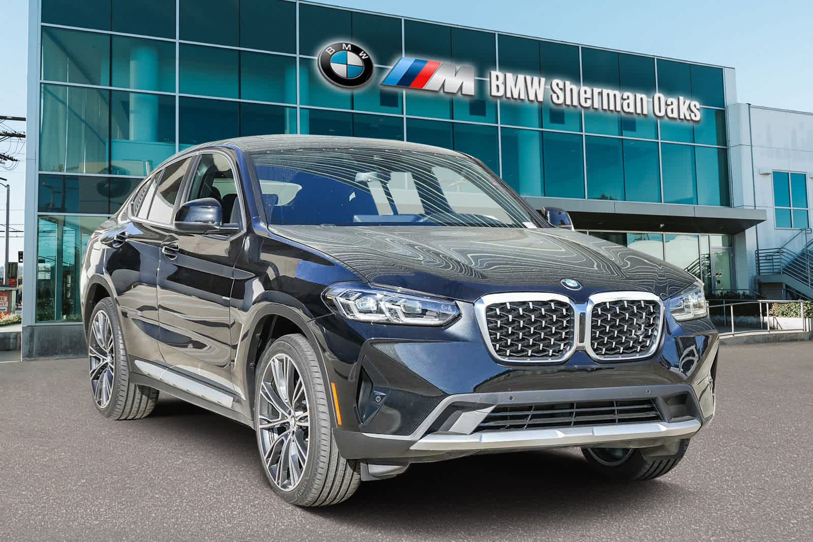 2025 BMW X4 xDrive30i 5