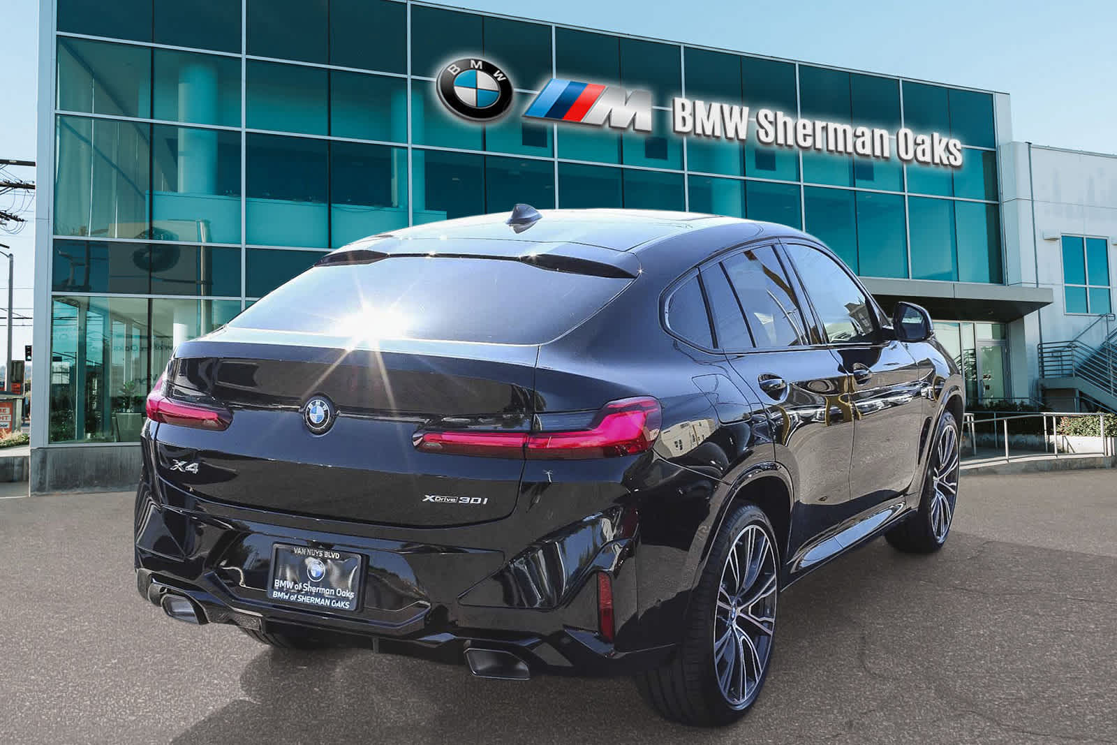 2025 BMW X4 xDrive30i 4